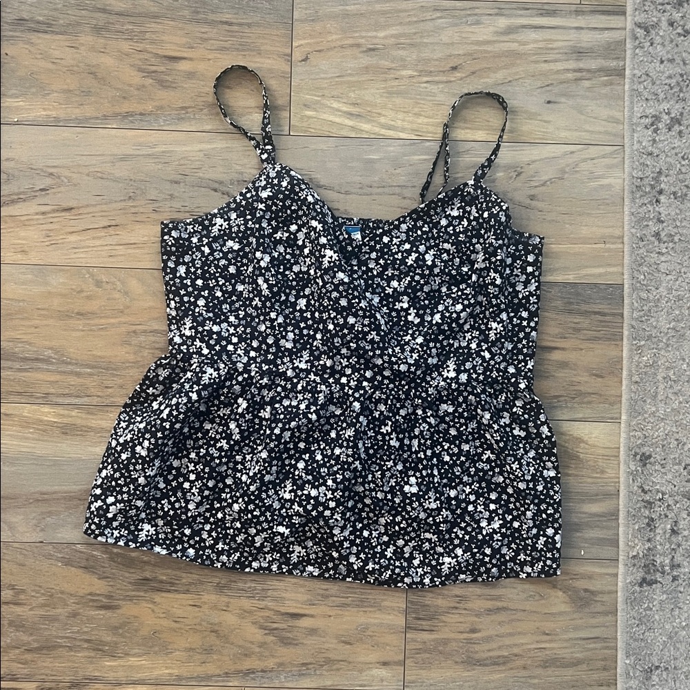 Old Navy Black and White Floral Top